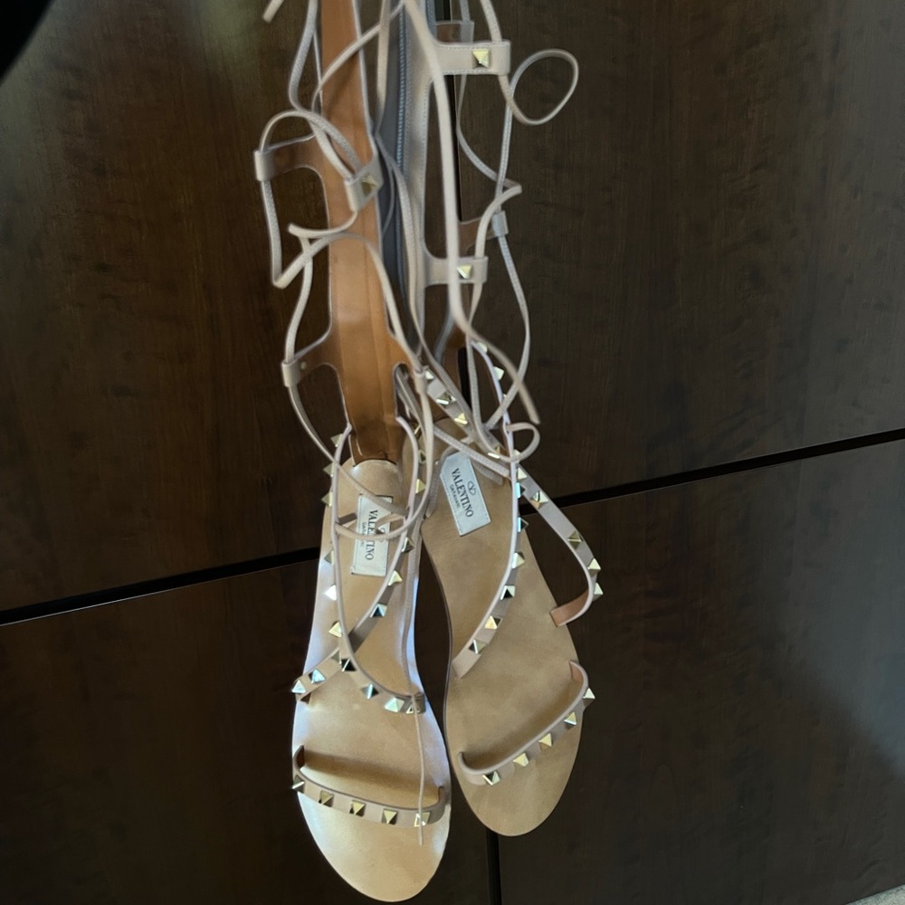 Valentino Garavani
Nude Rockstar Tall Gladiator Sandals Size EU 37 1/2 = 7.5 W